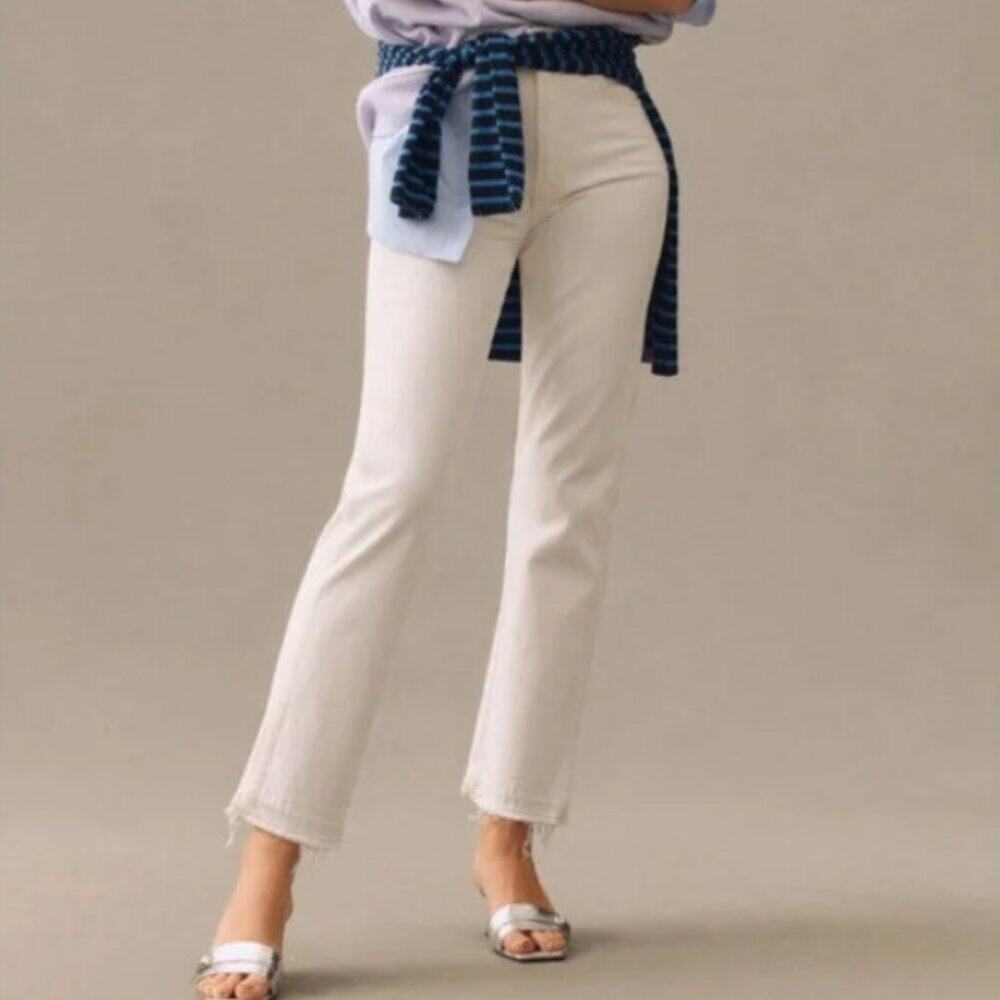 NEW - AMO women's CHLOE CROP straight leg extra high rise hits at ankle Jeans 32